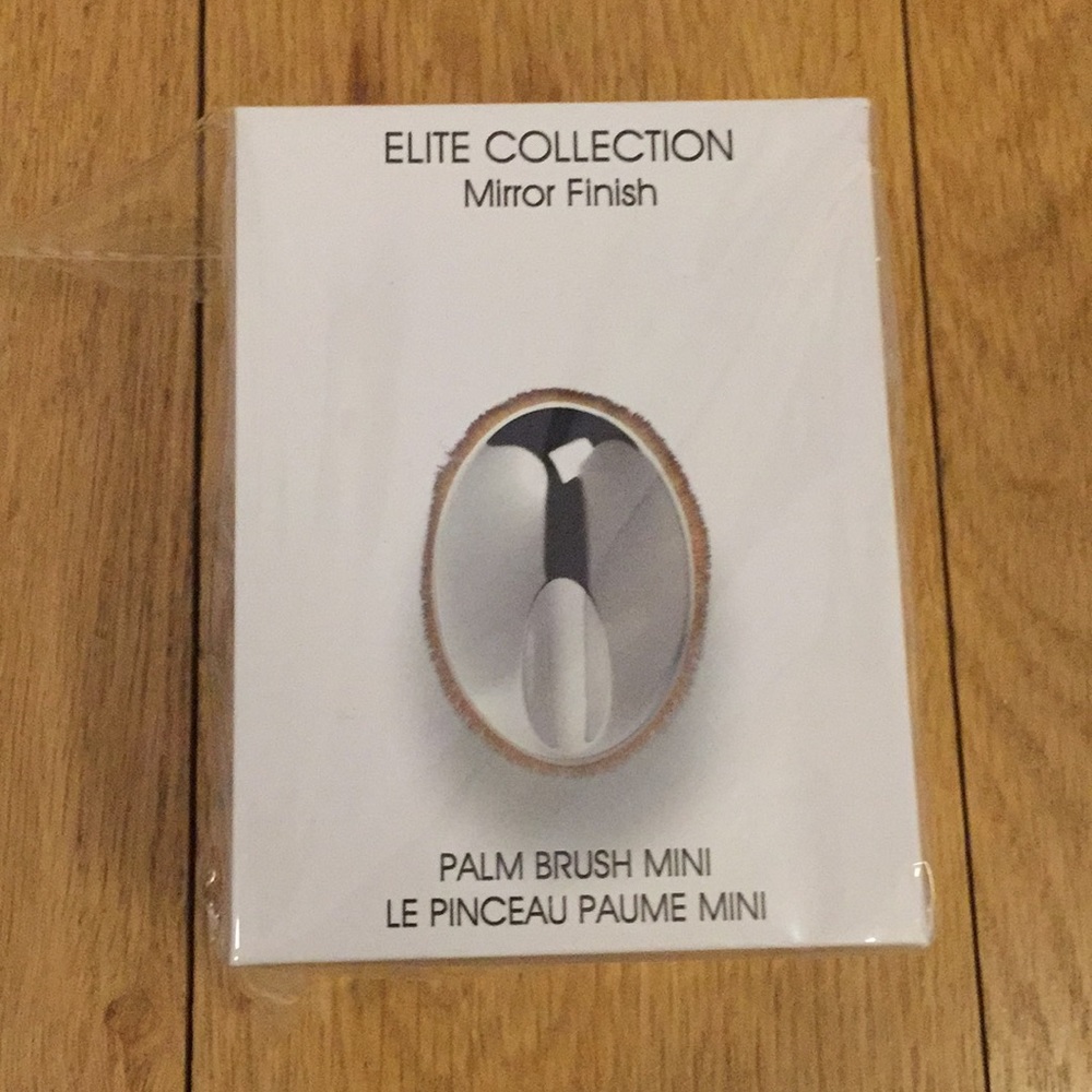 Artís Palm Brush Mini